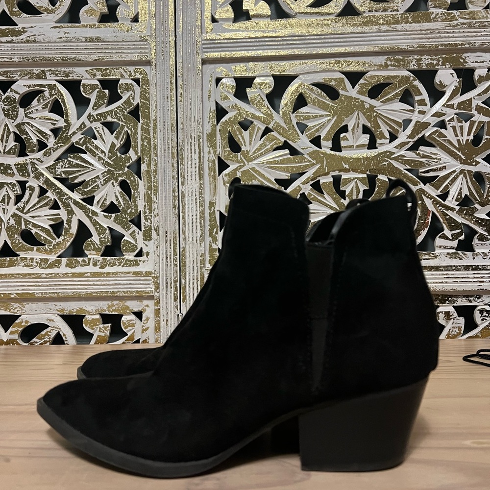 Black Booties